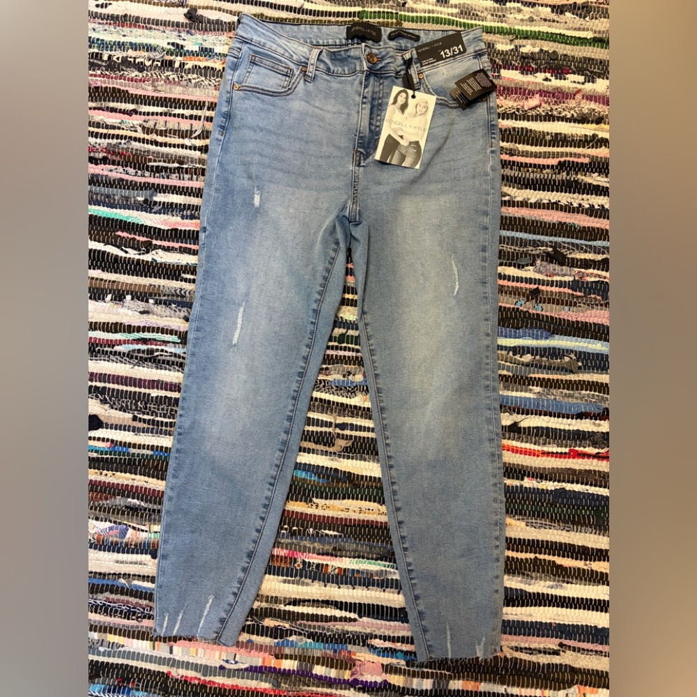 NWT Kendall + Kylie The Ultra Babe Skinny Jeans 13/31